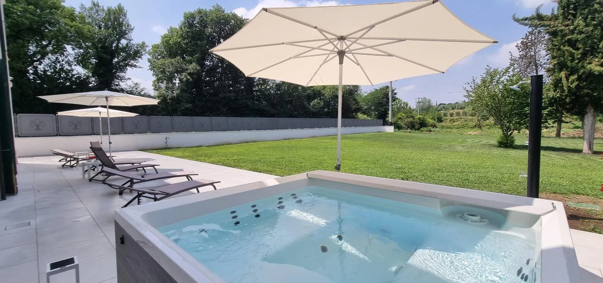 B&B Villa Dina Desenzano del Garda Italia