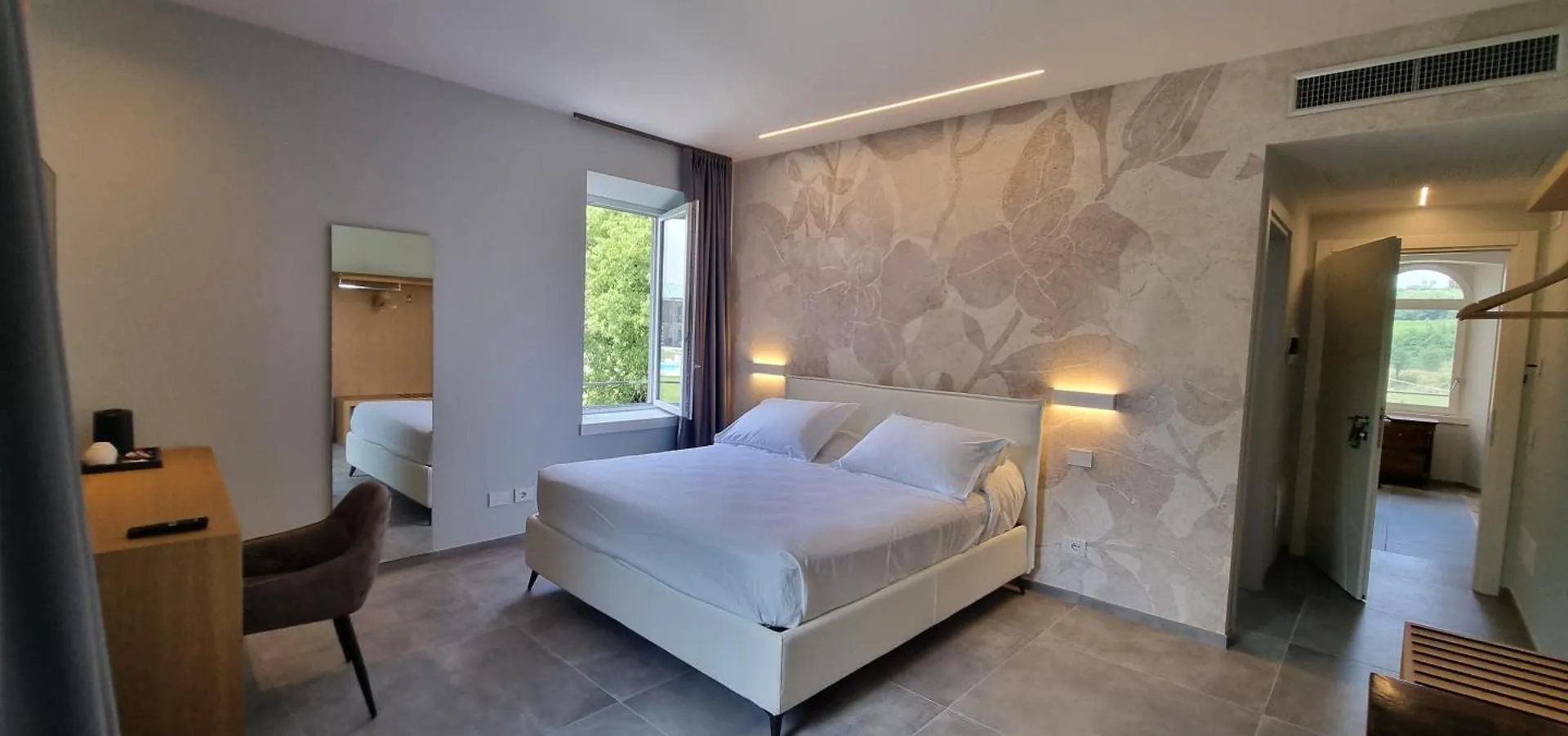 B&B Villa Dina Desenzano del Garda 0*,  Italia