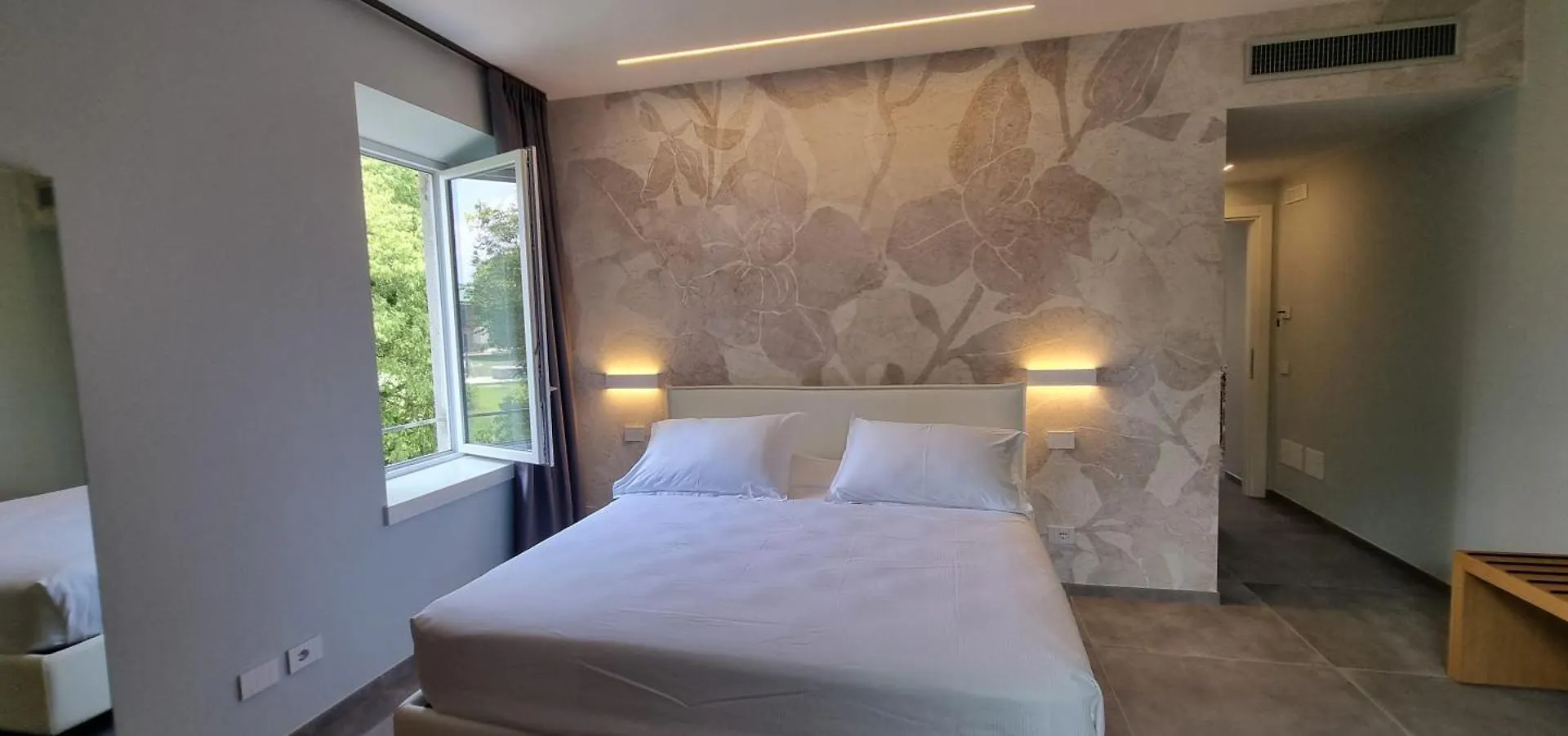 Bed & Breakfast B&B Villa Dina Desenzano del Garda Italia