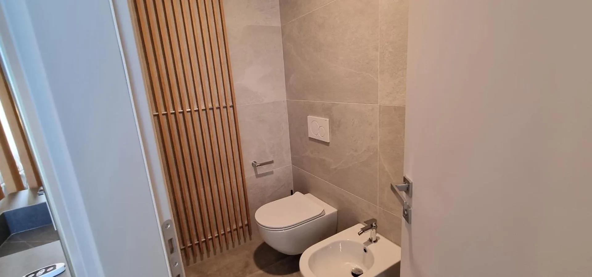 B&B Villa Dina Ντεζεντσάνο ντελ Γκάρντα
